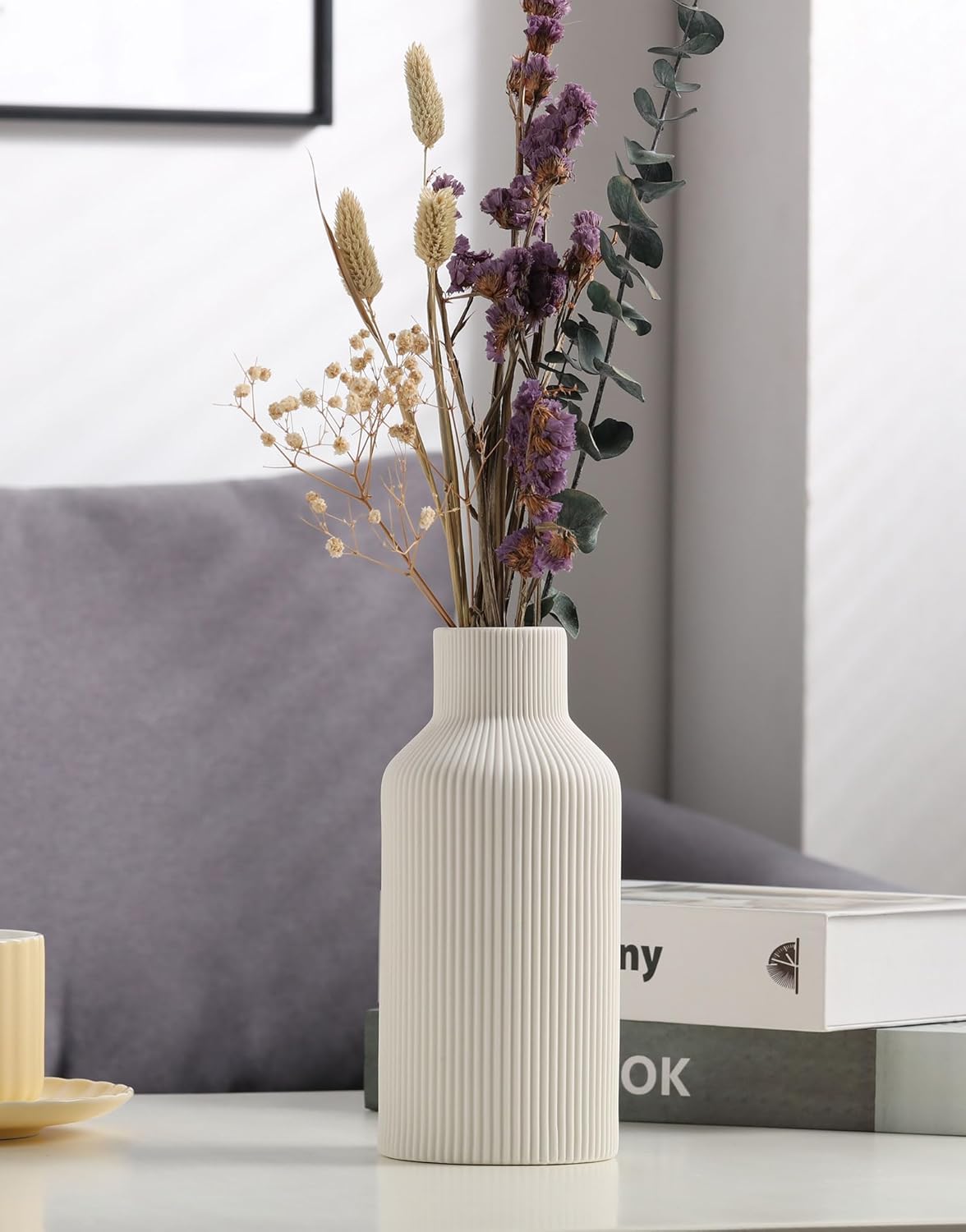  Minimalist Ceramic Flower Vase